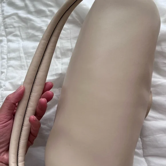 Coach Ivory Pillow Tabby 26 - Picture 5 of 10